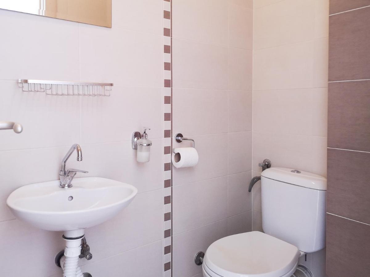 Filinhome Papa Suite 4 โนวีซาด ภายนอก รูปภาพ