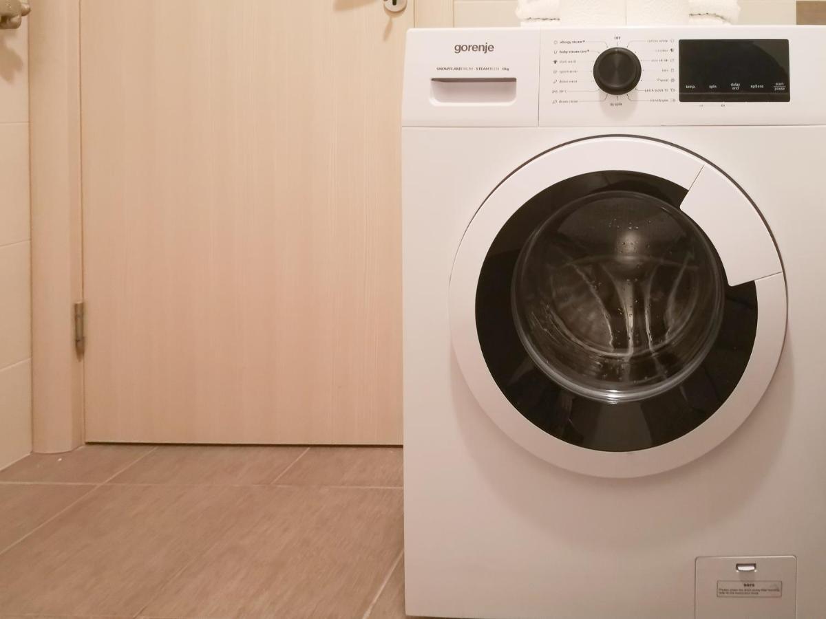 Filinhome Papa Suite 4 โนวีซาด ภายนอก รูปภาพ